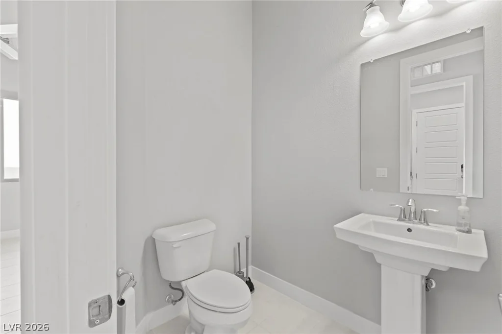 8990 Golden Crow, Las Vegas, NV 89148