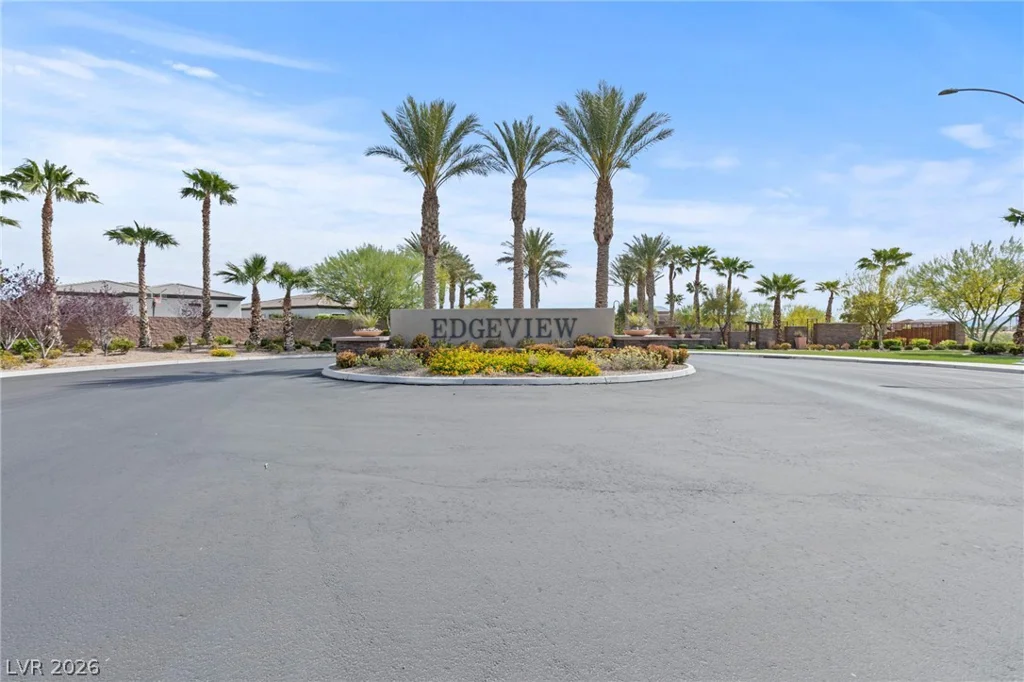 8990 Golden Crow, Las Vegas, NV 89148
