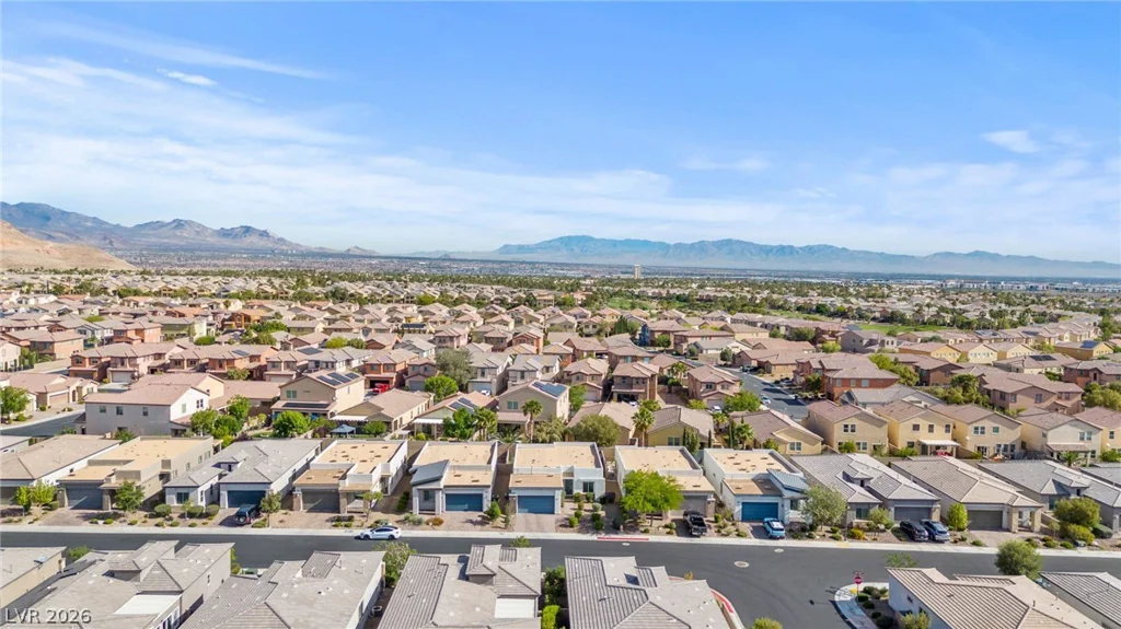 8990 Golden Crow, Las Vegas, NV 89148