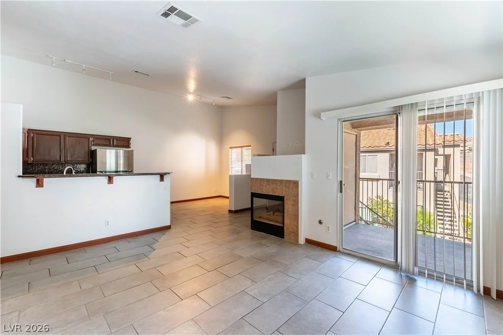 2110 Los Feliz, Las Vegas, NV 89156