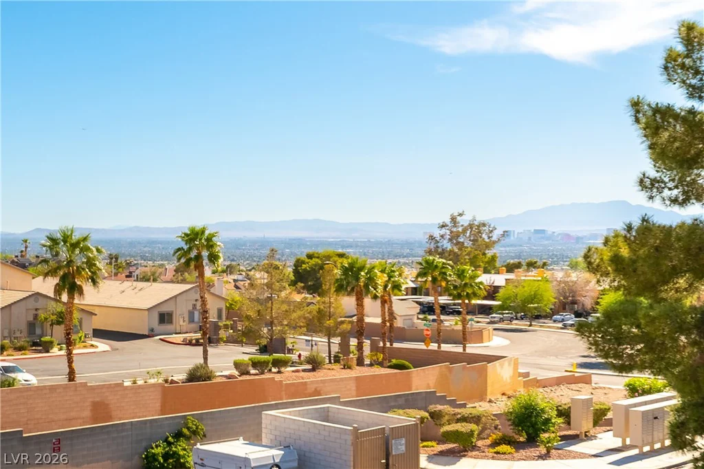 2110 Los Feliz, Las Vegas, NV 89156