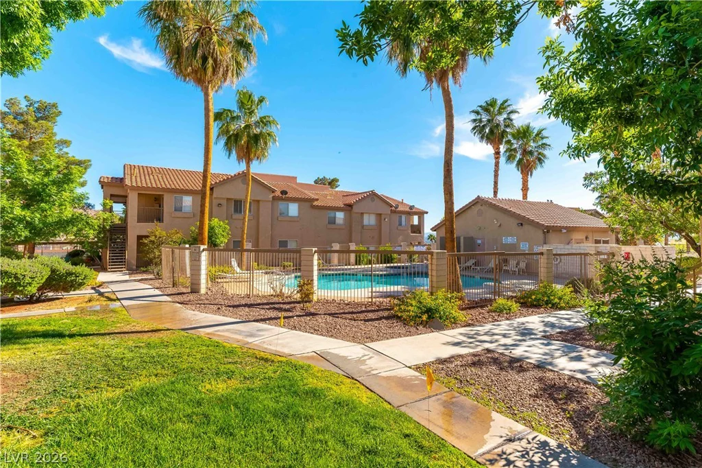 2110 Los Feliz, Las Vegas, NV 89156
