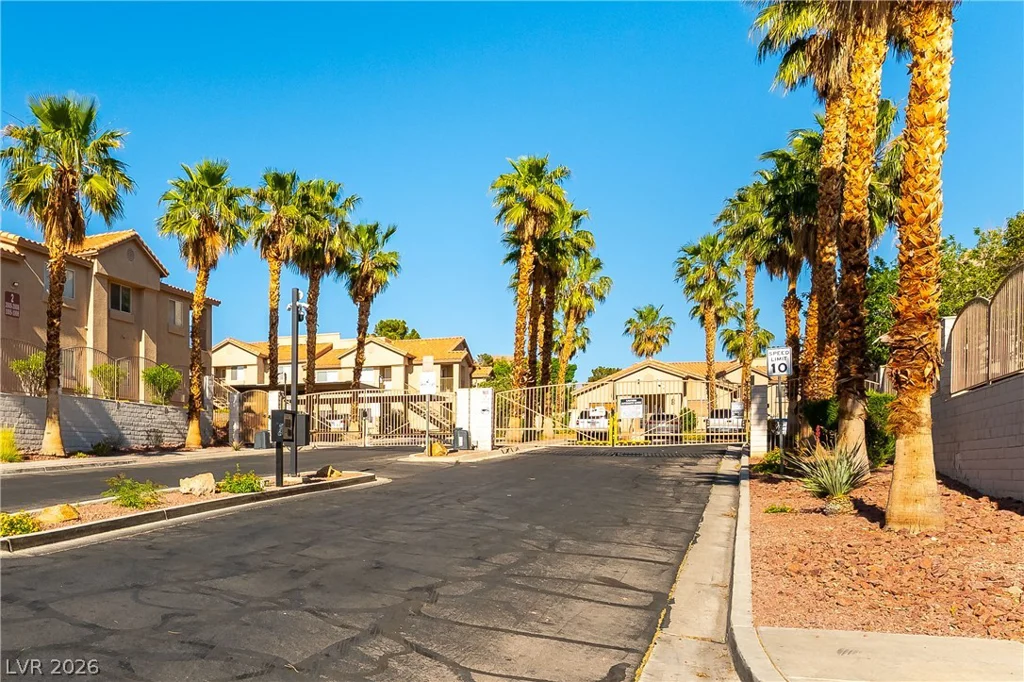 2110 Los Feliz, Las Vegas, NV 89156