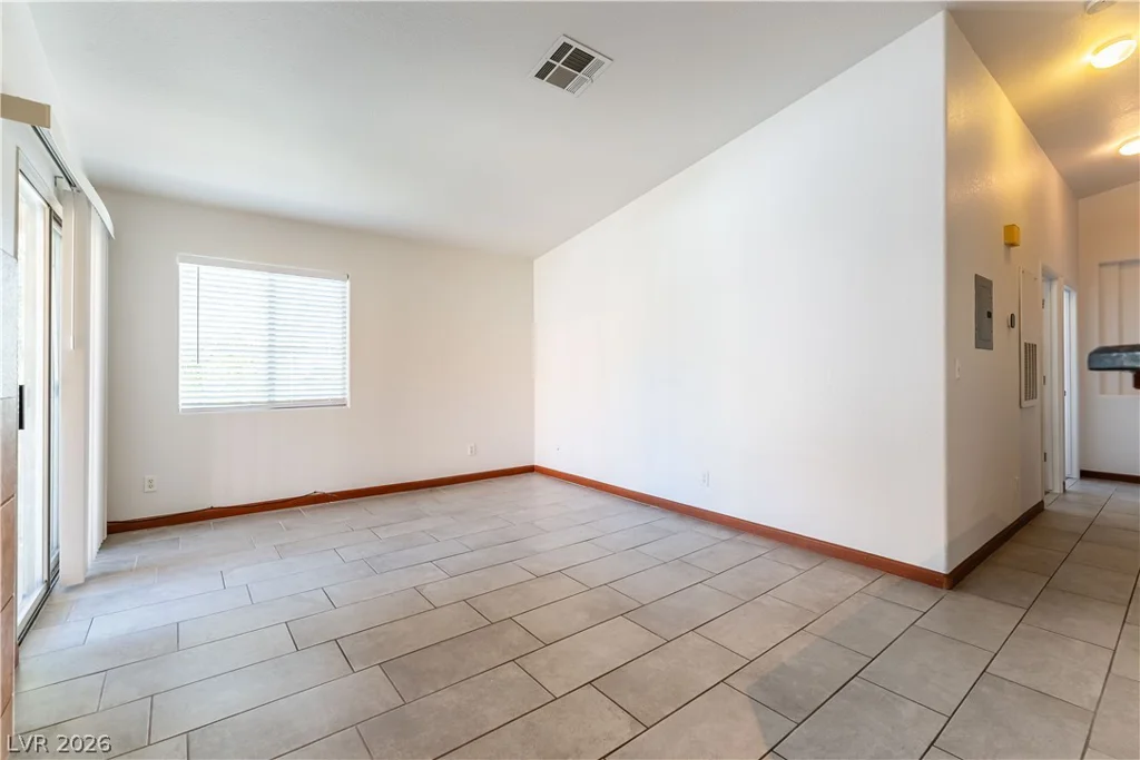 2110 Los Feliz, Las Vegas, NV 89156