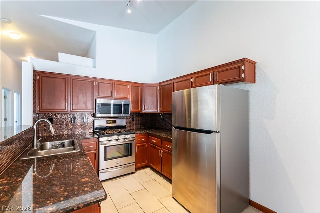 2110 Los Feliz, Las Vegas, NV 89156