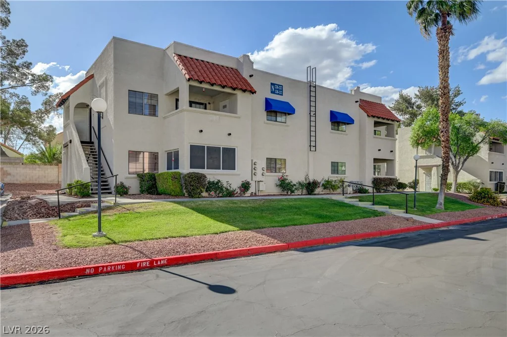 101 Luna, Las Vegas, NV 89145