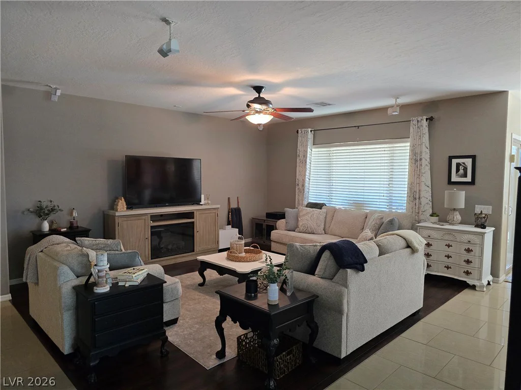 5992 Quintillion, Las Vegas, NV 89122