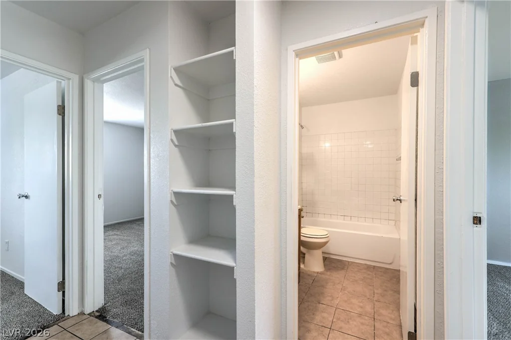 809 Cartier, North Las Vegas, NV 89030