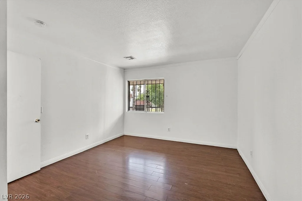 1405 Vegas Valley, Las Vegas, NV 89169