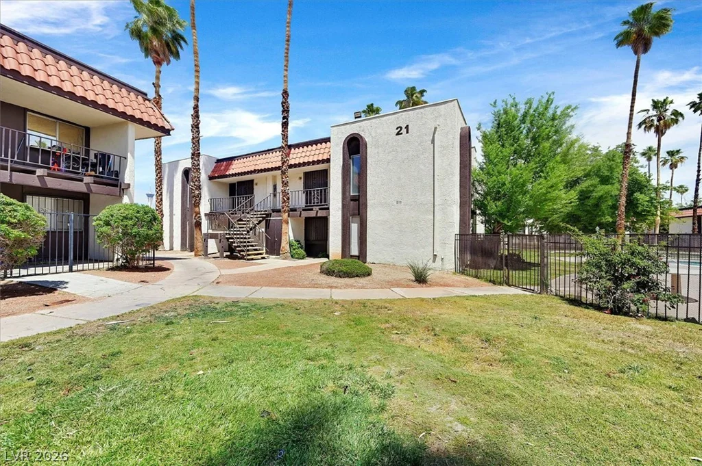1405 Vegas Valley, Las Vegas, NV 89169