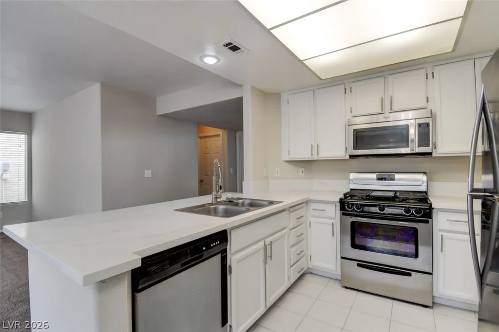 2873 Moonlight Bay, Las Vegas, NV 89128
