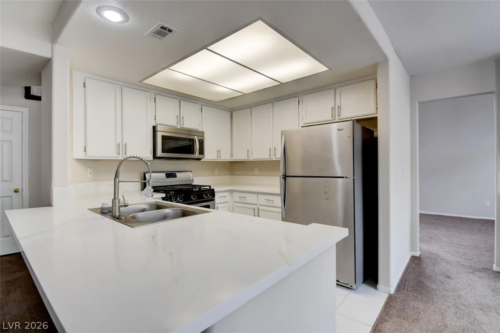 2873 Moonlight Bay, Las Vegas, NV 89128