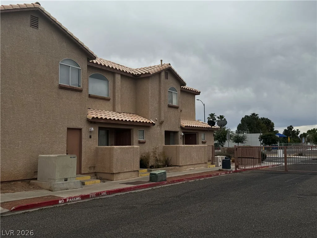 554 Roxella, Las Vegas, NV 89110