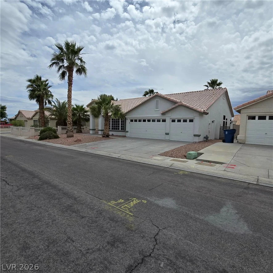 975 Royal Moon, Las Vegas, NV 89123