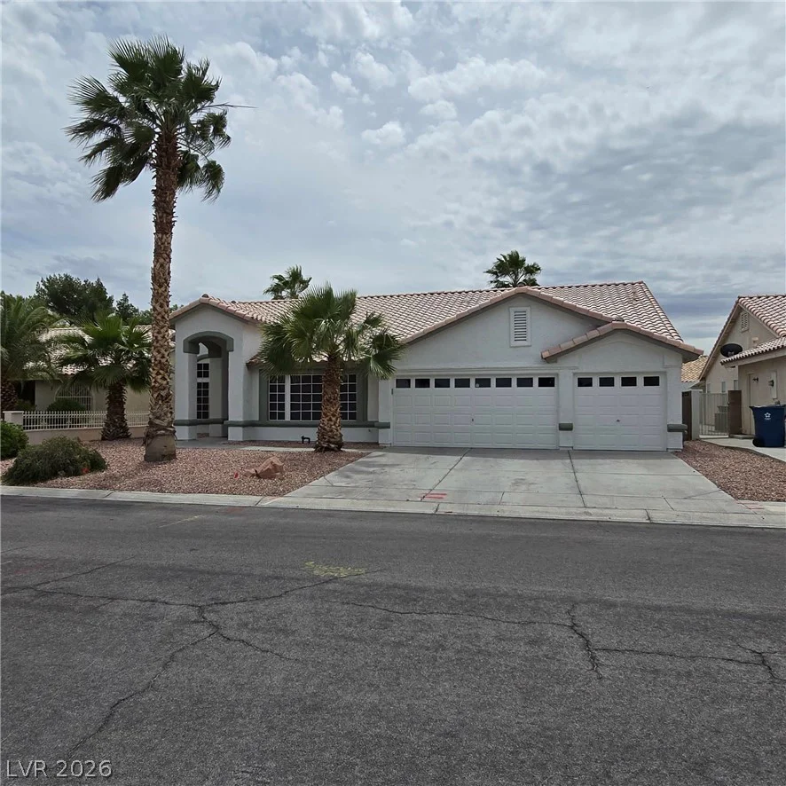 975 Royal Moon, Las Vegas, NV 89123