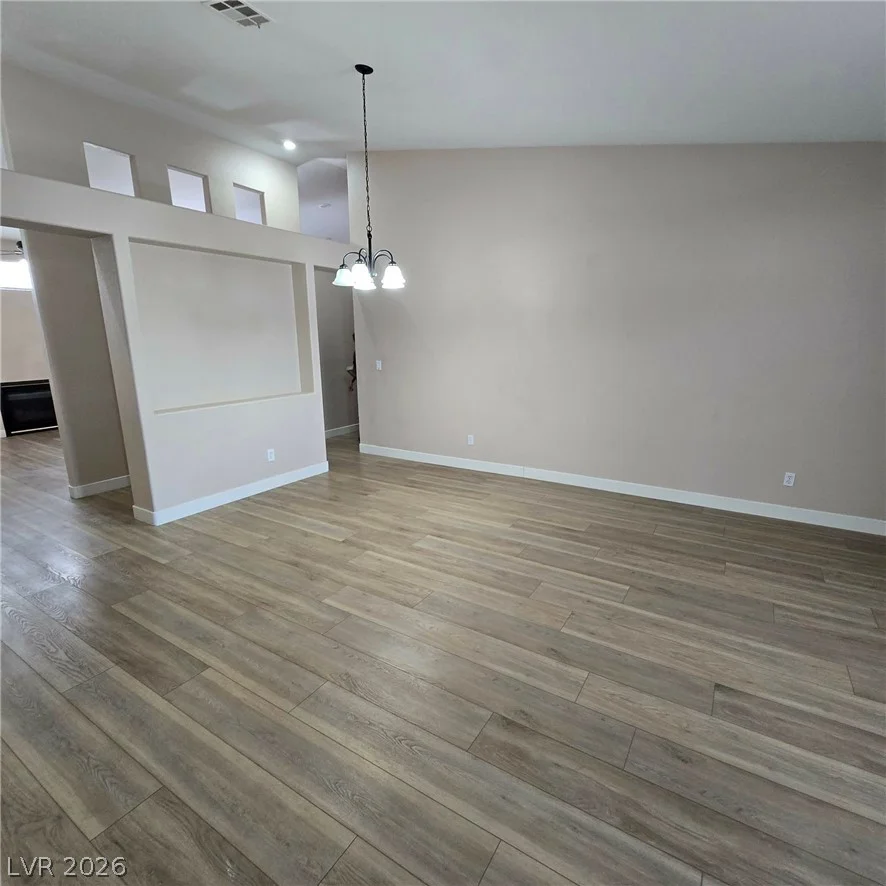 975 Royal Moon, Las Vegas, NV 89123