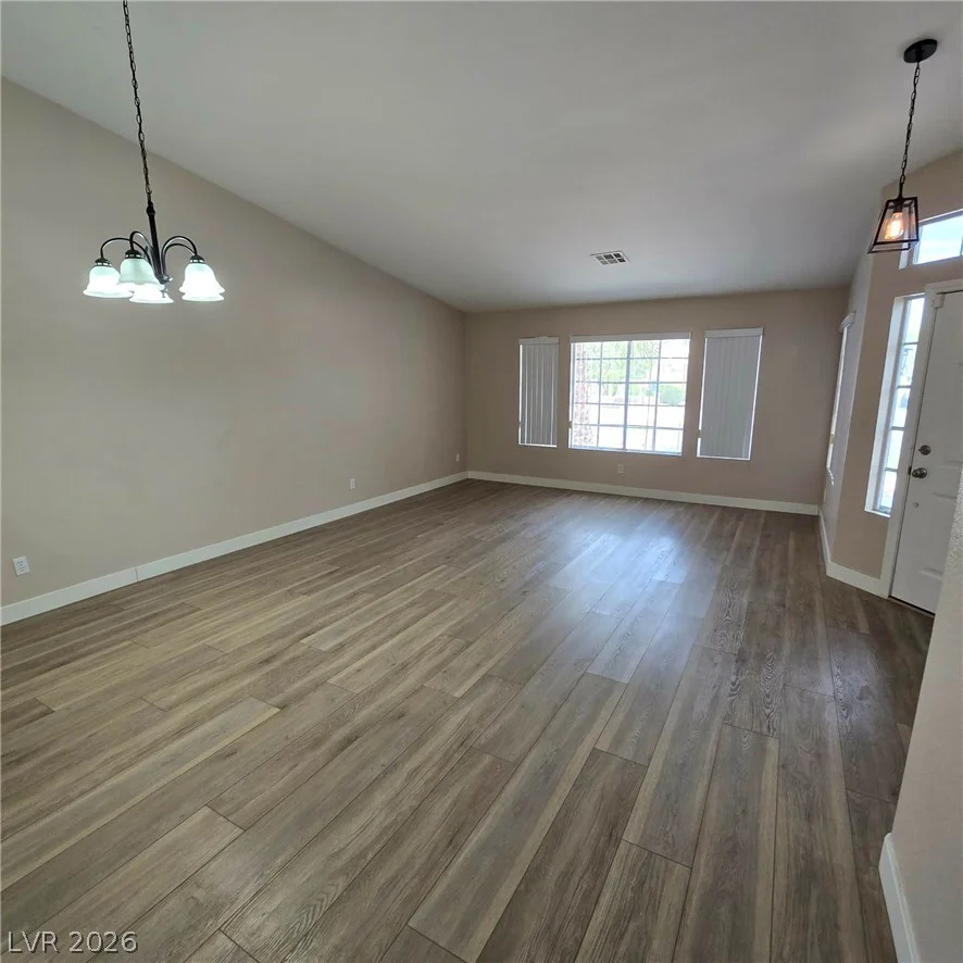 975 Royal Moon, Las Vegas, NV 89123