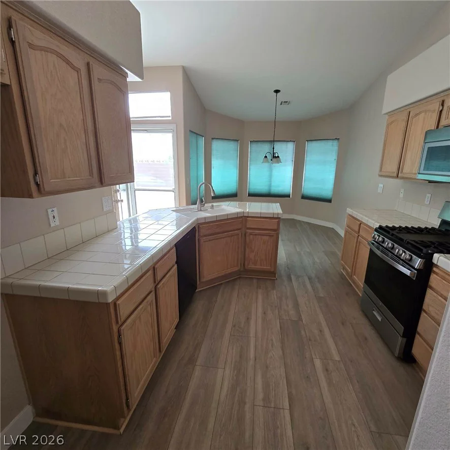 975 Royal Moon, Las Vegas, NV 89123