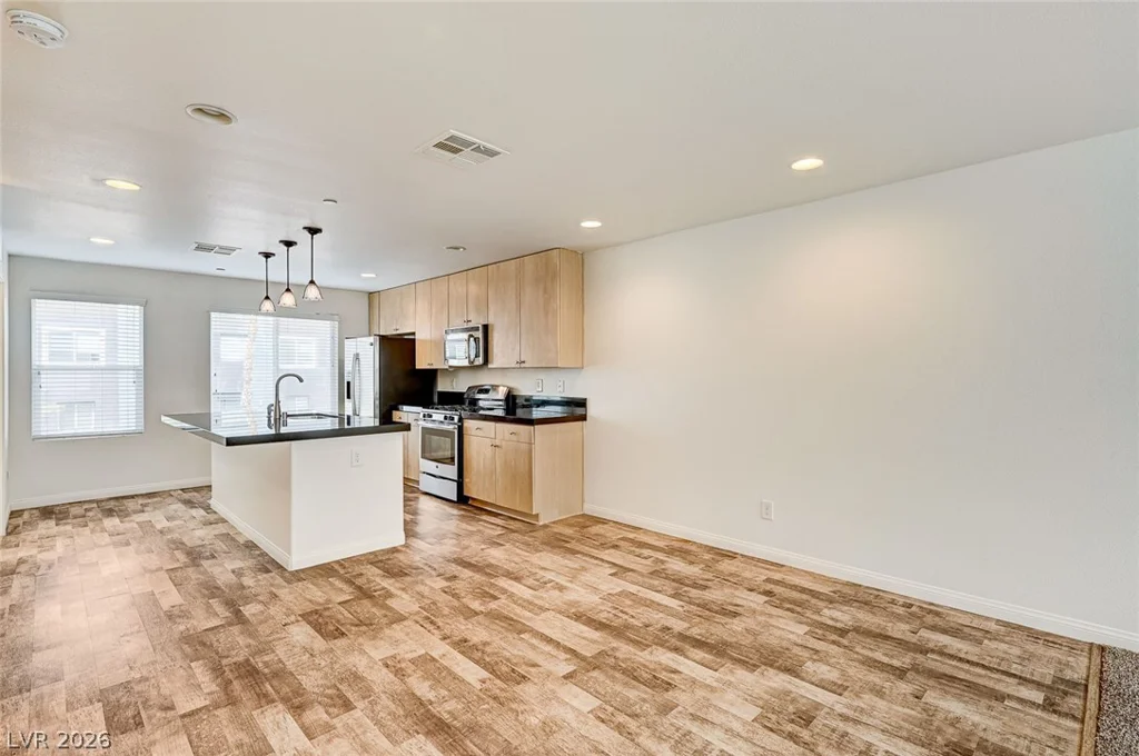 9050 Tropicana, Las Vegas, NV 89147