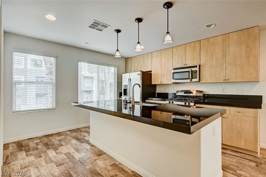 9050 Tropicana, Las Vegas, NV 89147