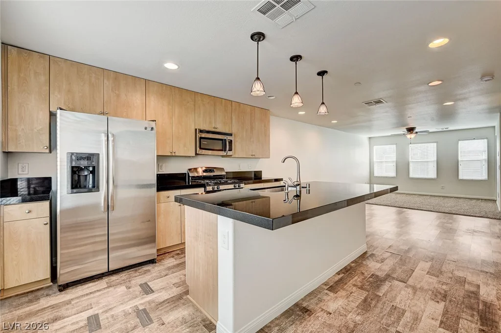 9050 Tropicana, Las Vegas, NV 89147