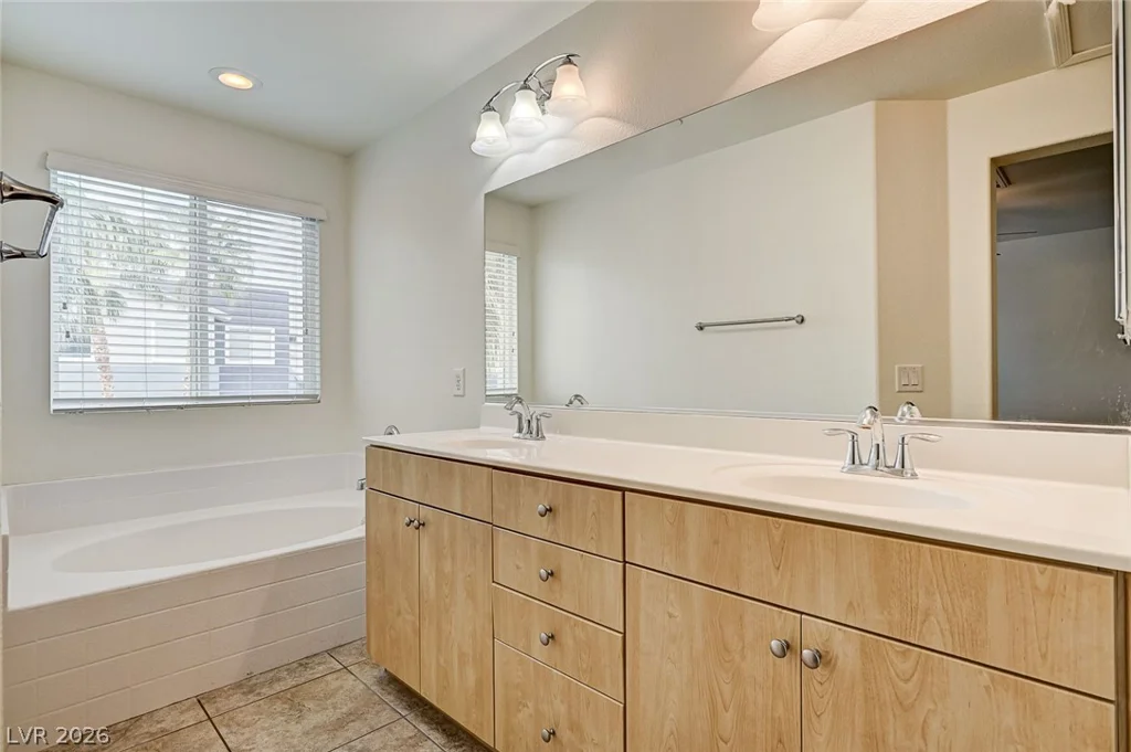 9050 Tropicana, Las Vegas, NV 89147