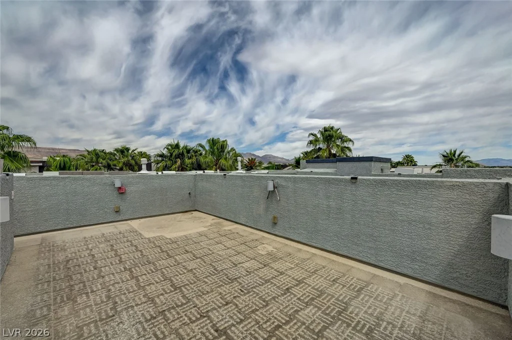 9050 Tropicana, Las Vegas, NV 89147