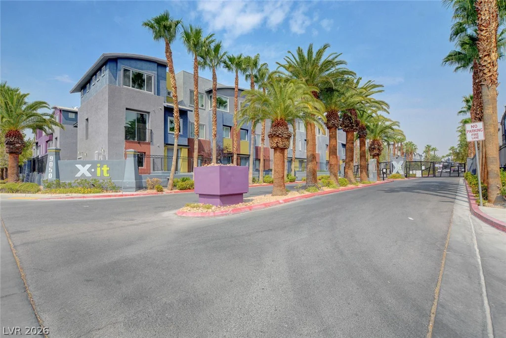 9050 Tropicana, Las Vegas, NV 89147