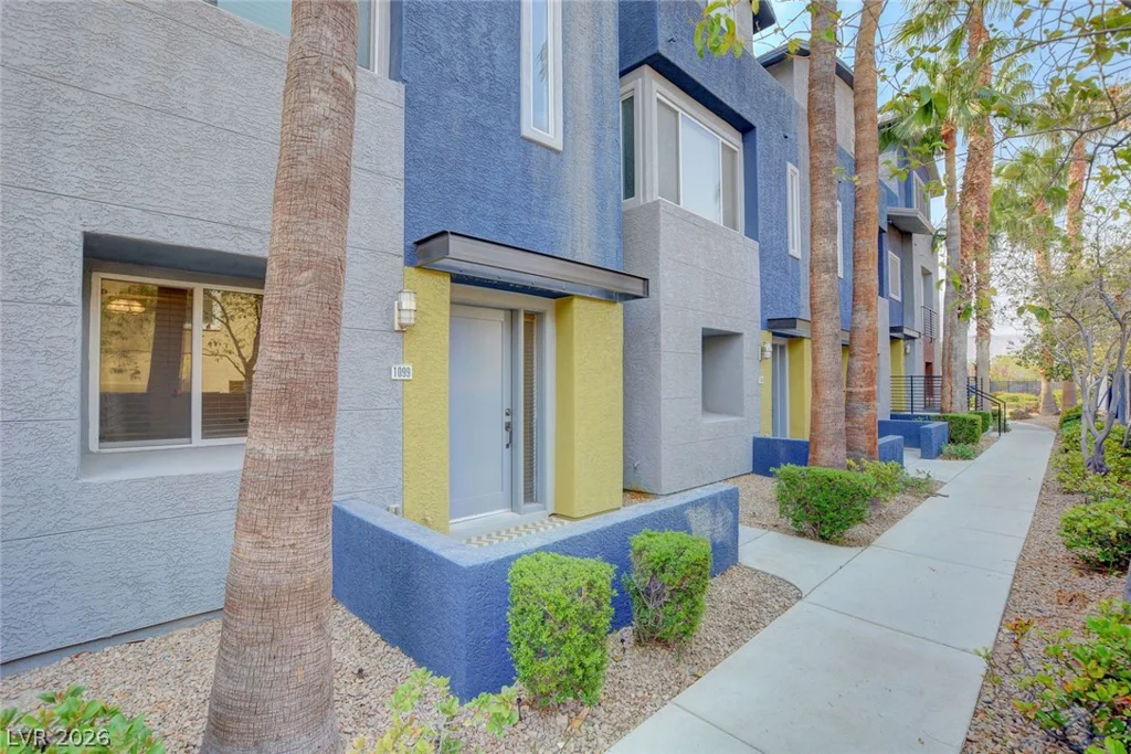 9050 Tropicana, Las Vegas, NV 89147