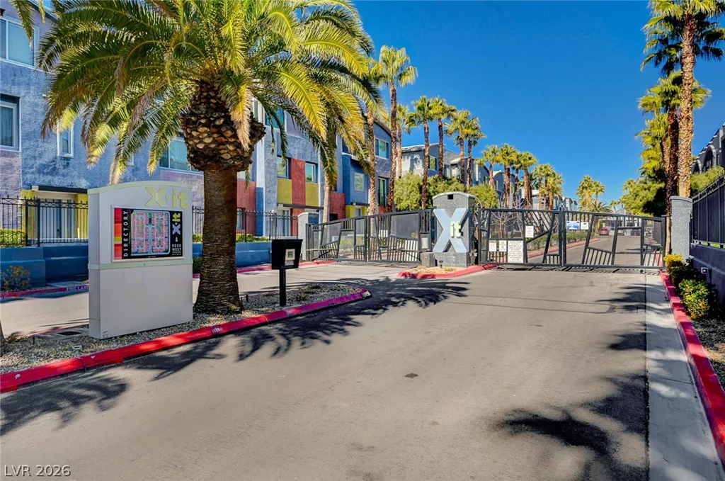 9050 Tropicana, Las Vegas, NV 89147