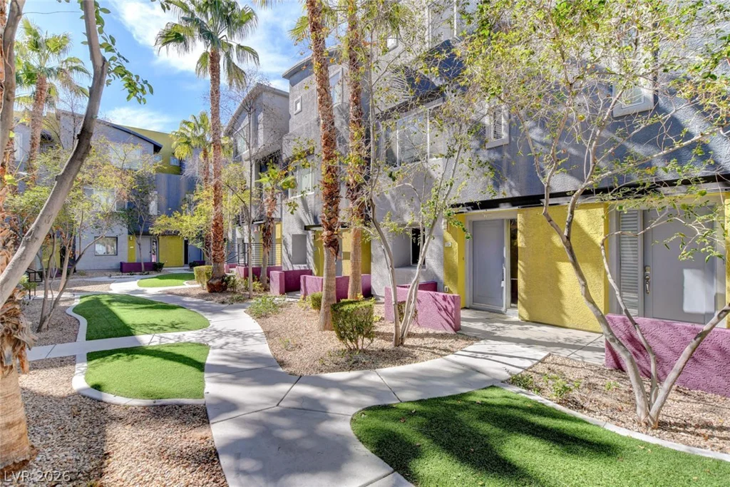 9050 Tropicana, Las Vegas, NV 89147