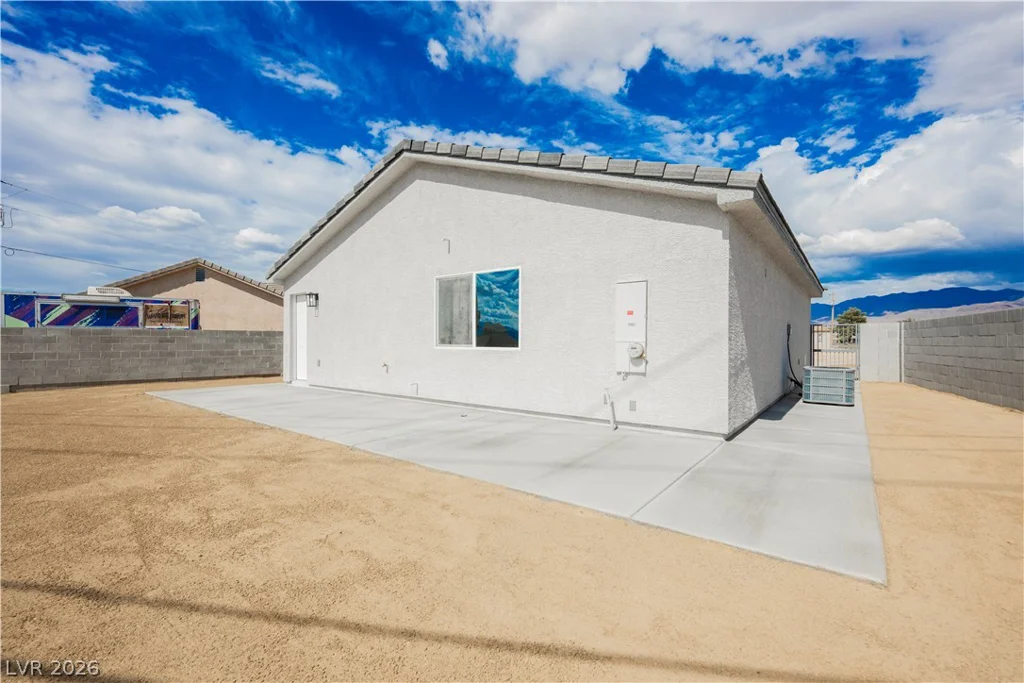 561 Valiant, Pahrump, NV 89060