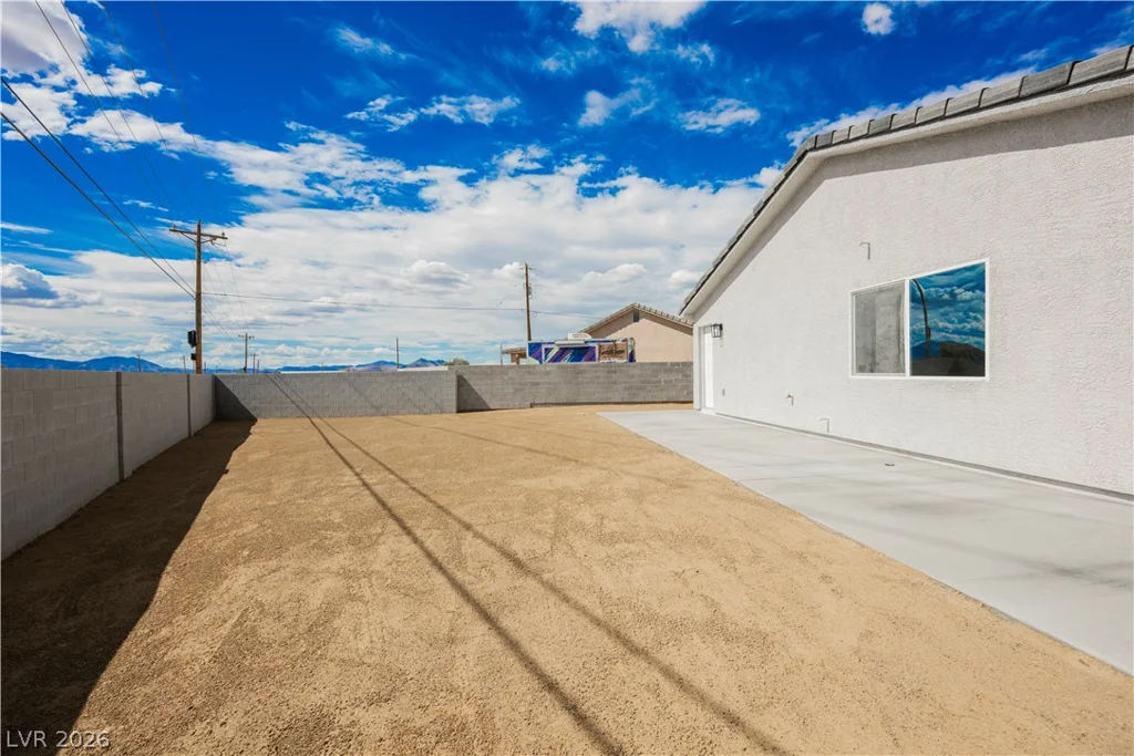561 Valiant, Pahrump, NV 89060