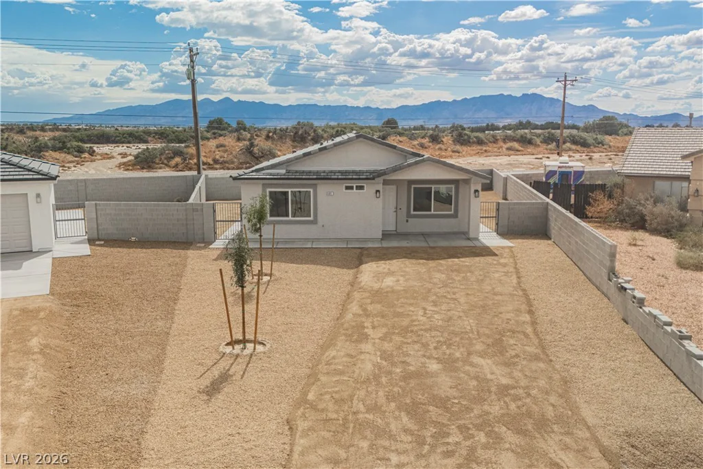 561 Valiant, Pahrump, NV 89060