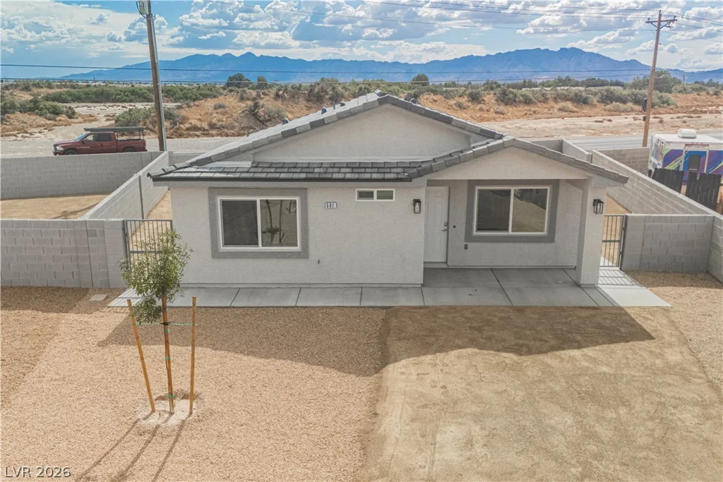 561 Valiant, Pahrump, NV 89060