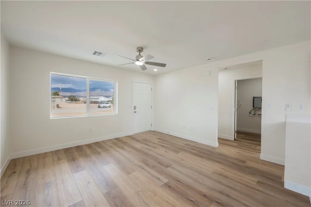 561 Valiant, Pahrump, NV 89060