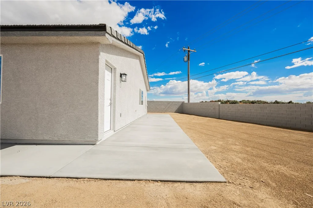 561 Valiant, Pahrump, NV 89060