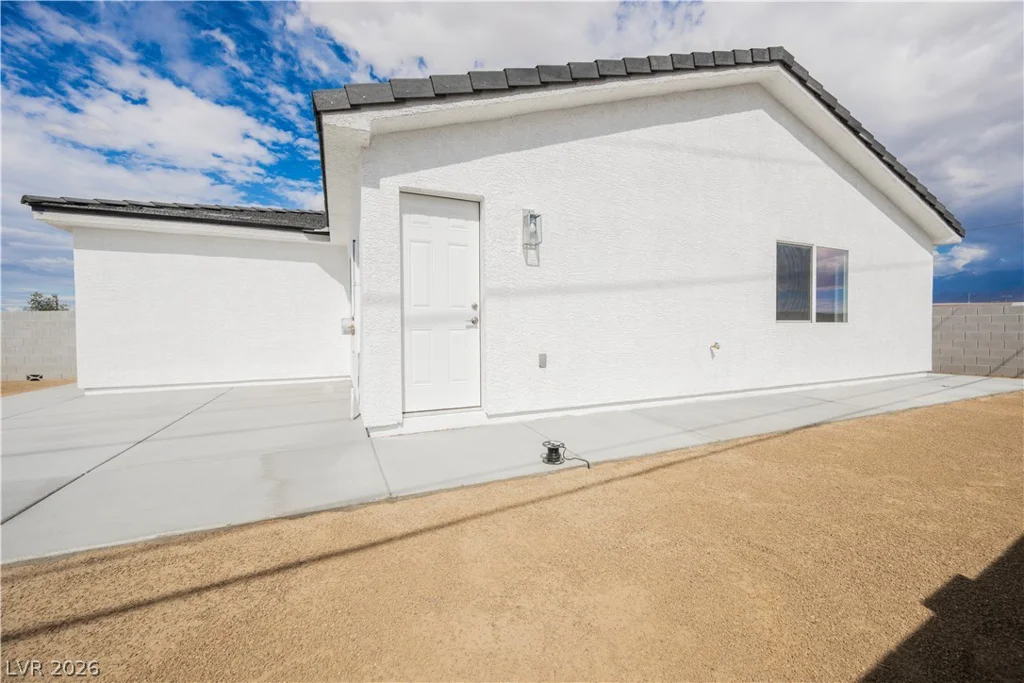 581 Valiant, Pahrump, NV 89060