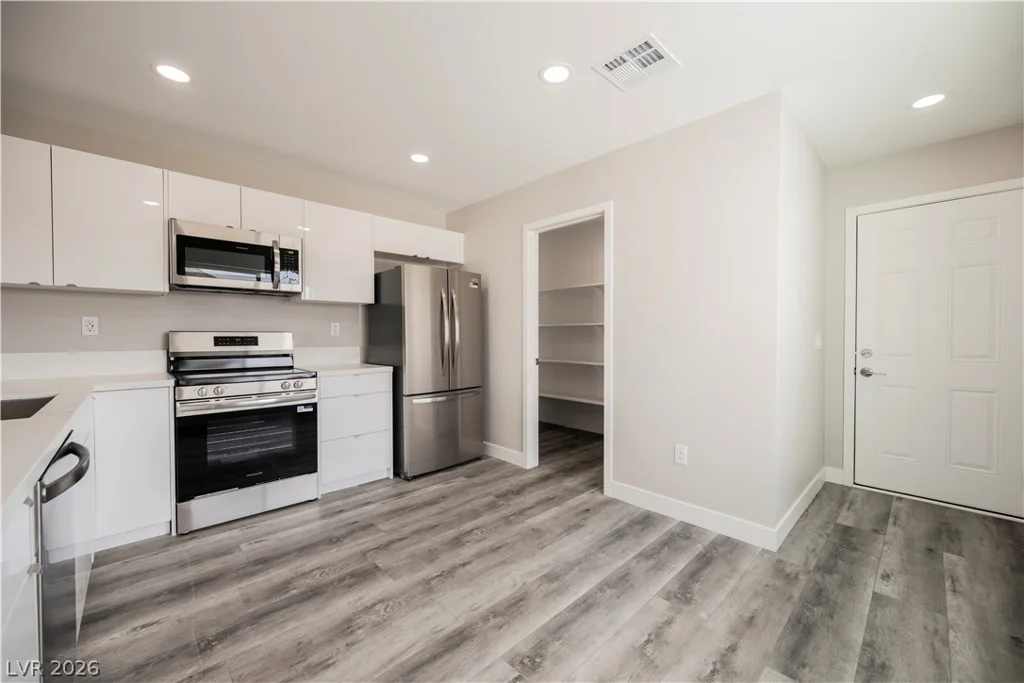 581 Valiant, Pahrump, NV 89060