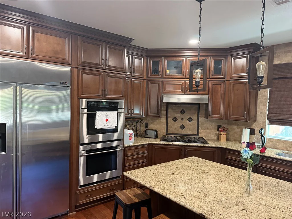 7037 Twin Forks Peak, Las Vegas, NV 89166