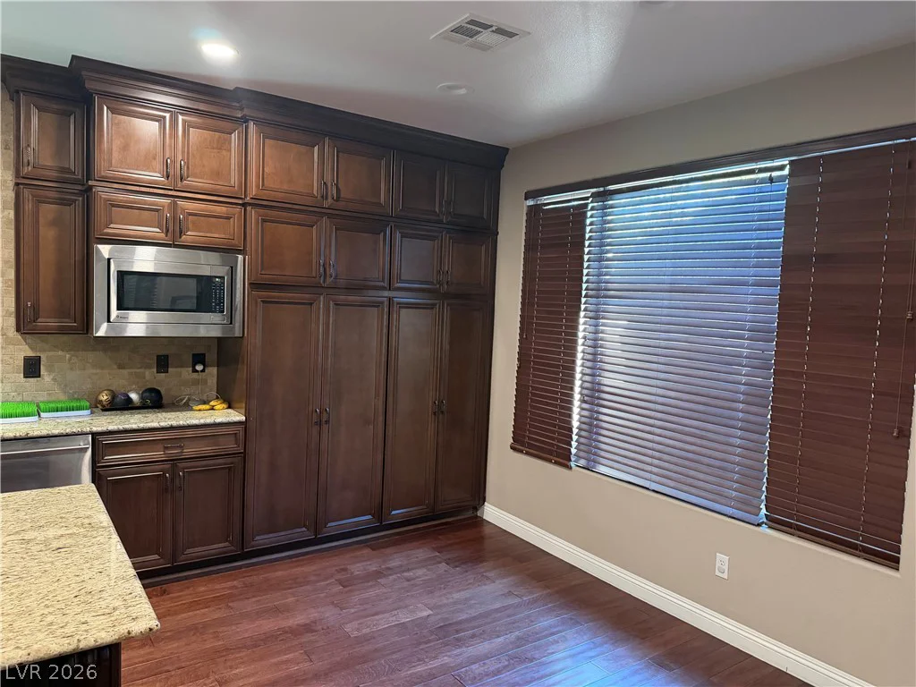 7037 Twin Forks Peak, Las Vegas, NV 89166