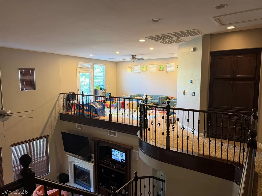 7037 Twin Forks Peak, Las Vegas, NV 89166