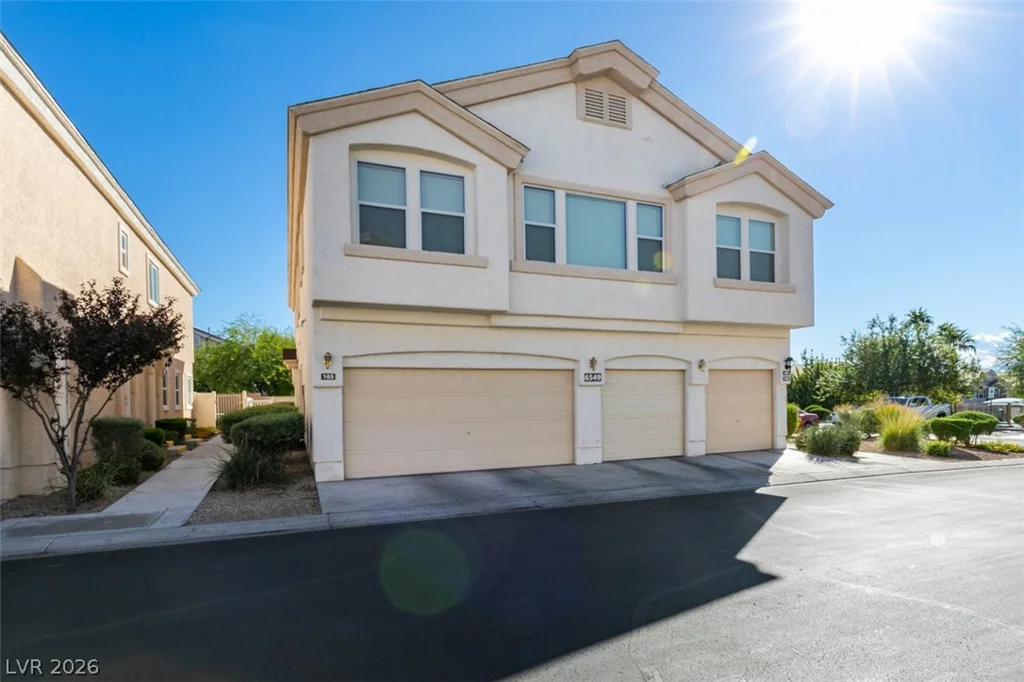 6549 Clara Bow, Las Vegas, NV 89122
