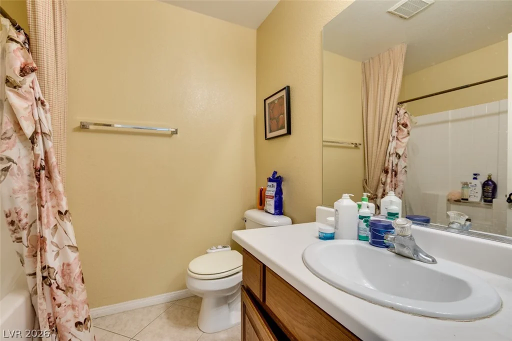 6549 Clara Bow, Las Vegas, NV 89122