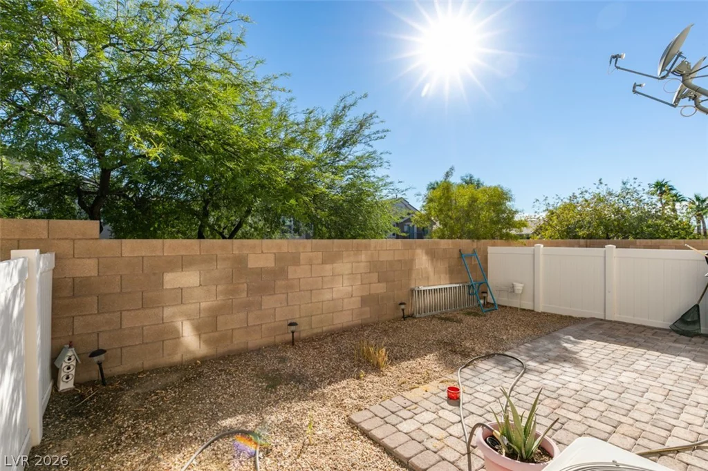 6549 Clara Bow, Las Vegas, NV 89122