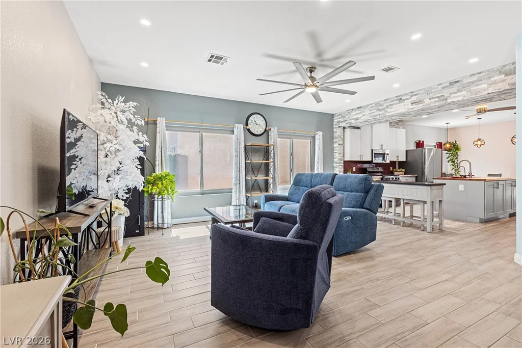 311 Lander, Henderson, NV 89074
