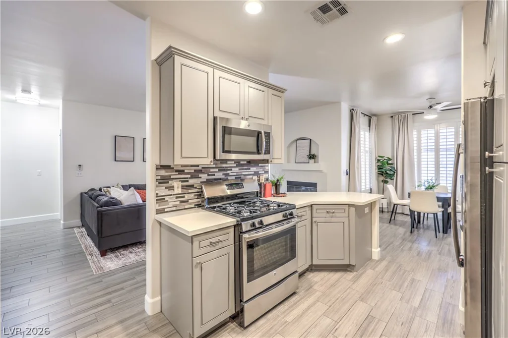 2050 Warm Springs, Henderson, NV 89014