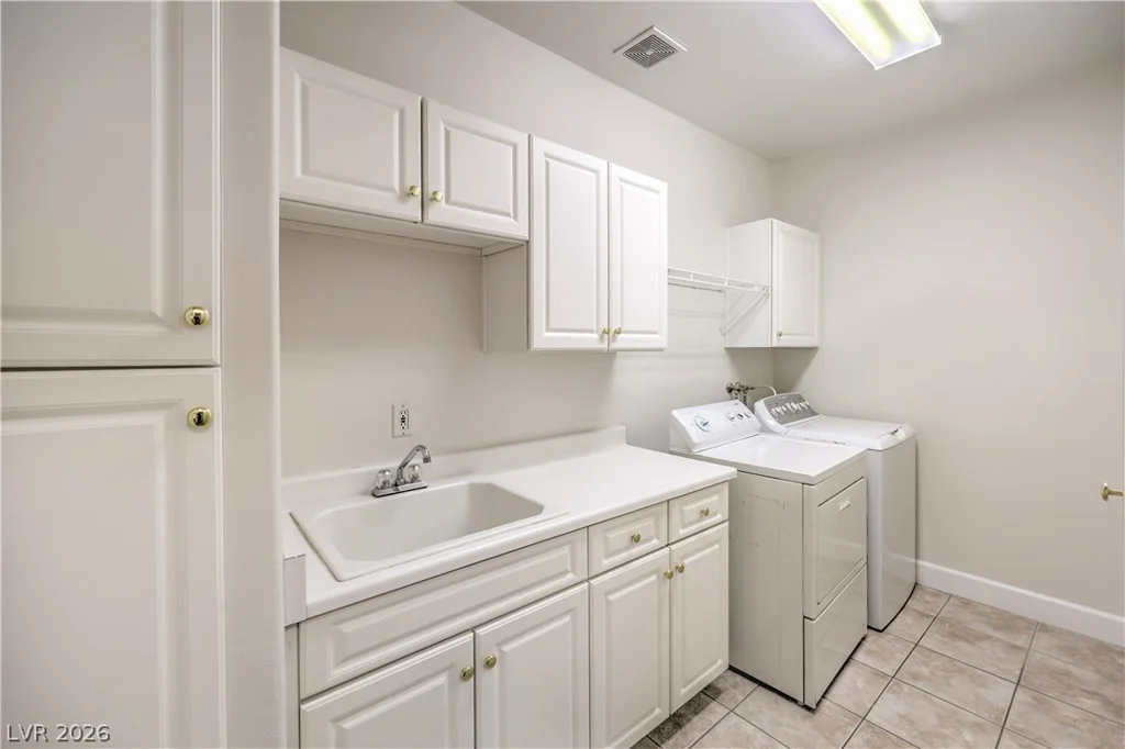 2050 Warm Springs, Henderson, NV 89014