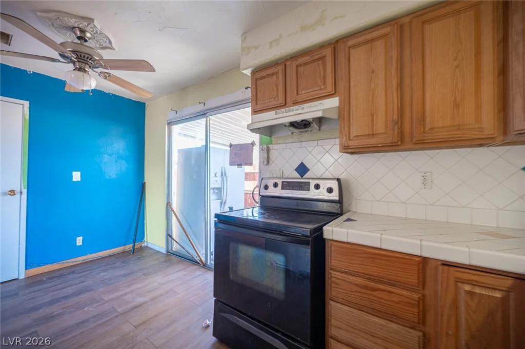 209 Van Wagenen, Henderson, NV 89015