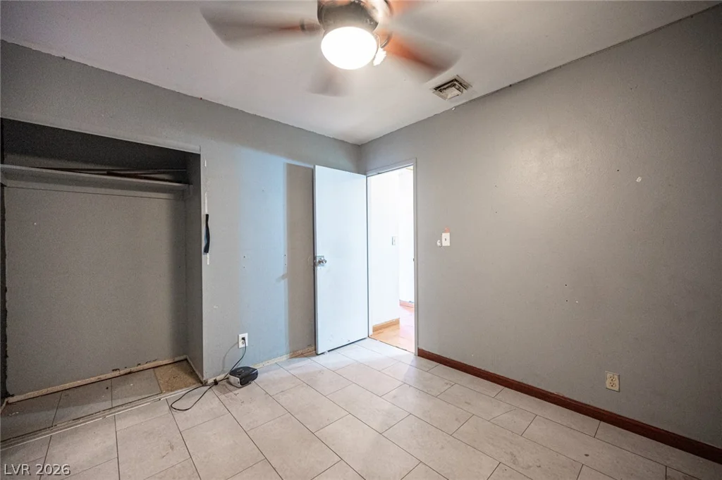 209 Van Wagenen, Henderson, NV 89015